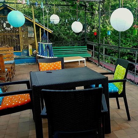 Green House In Batumi Ngoại thất bức ảnh