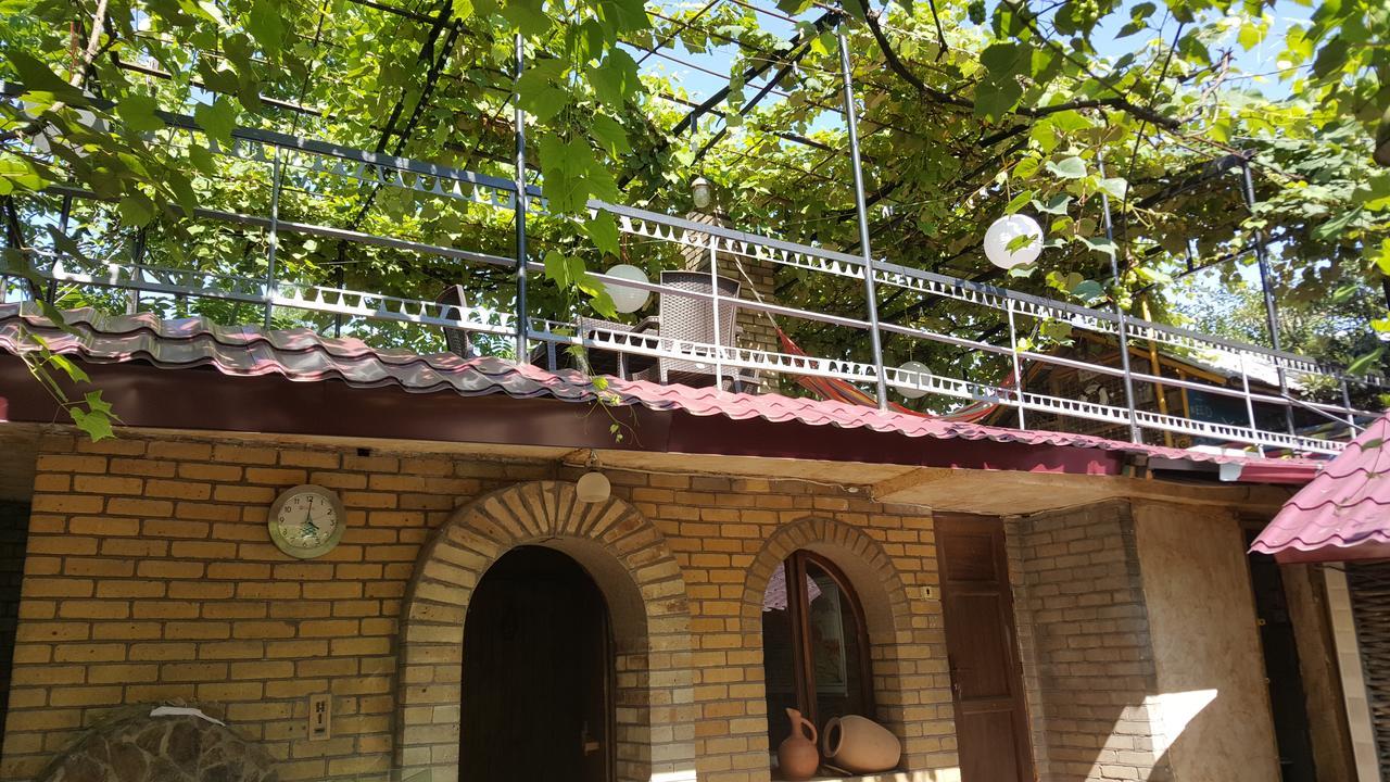 Green House In Batumi Ngoại thất bức ảnh