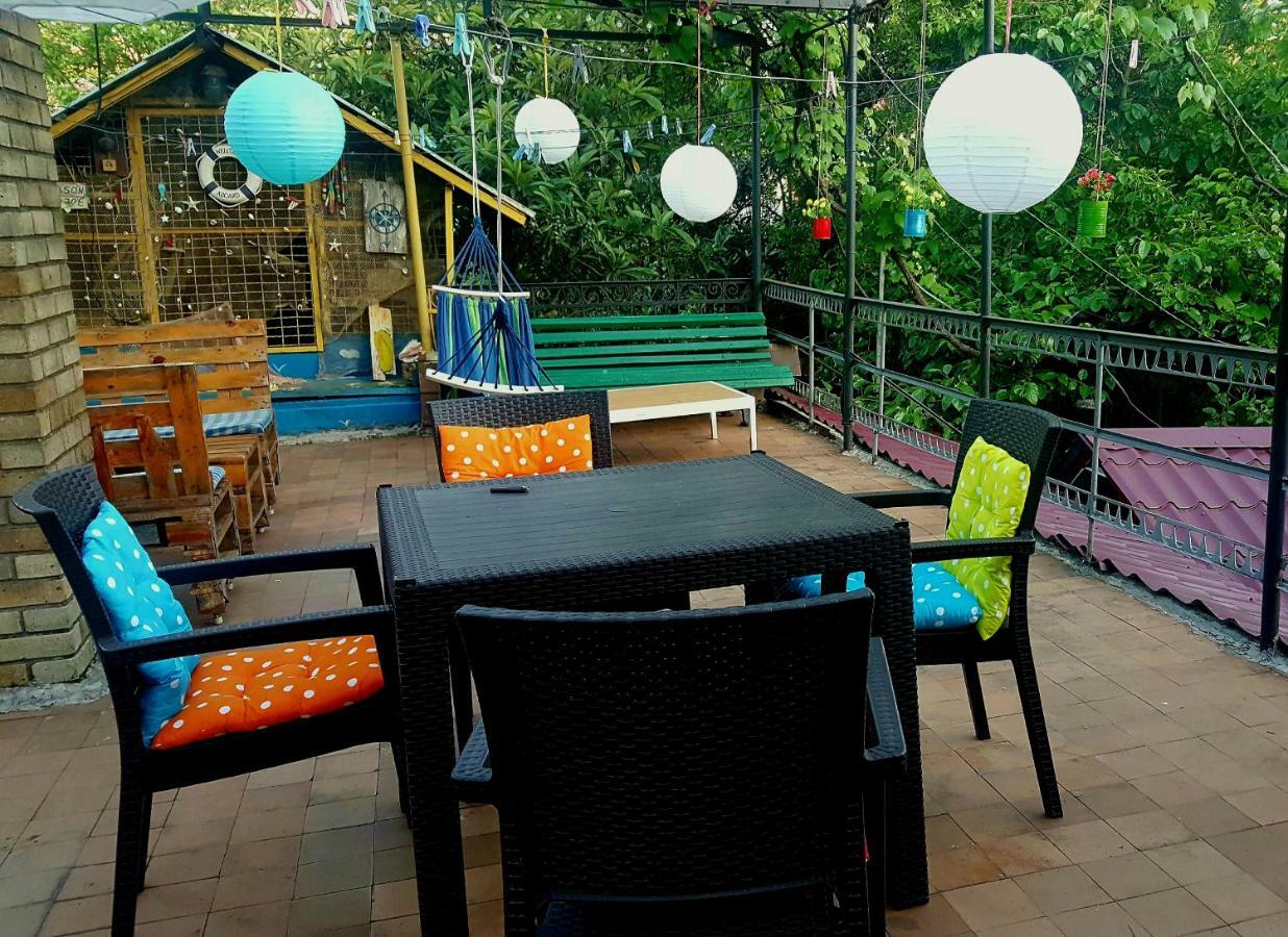 Green House In Batumi Ngoại thất bức ảnh
